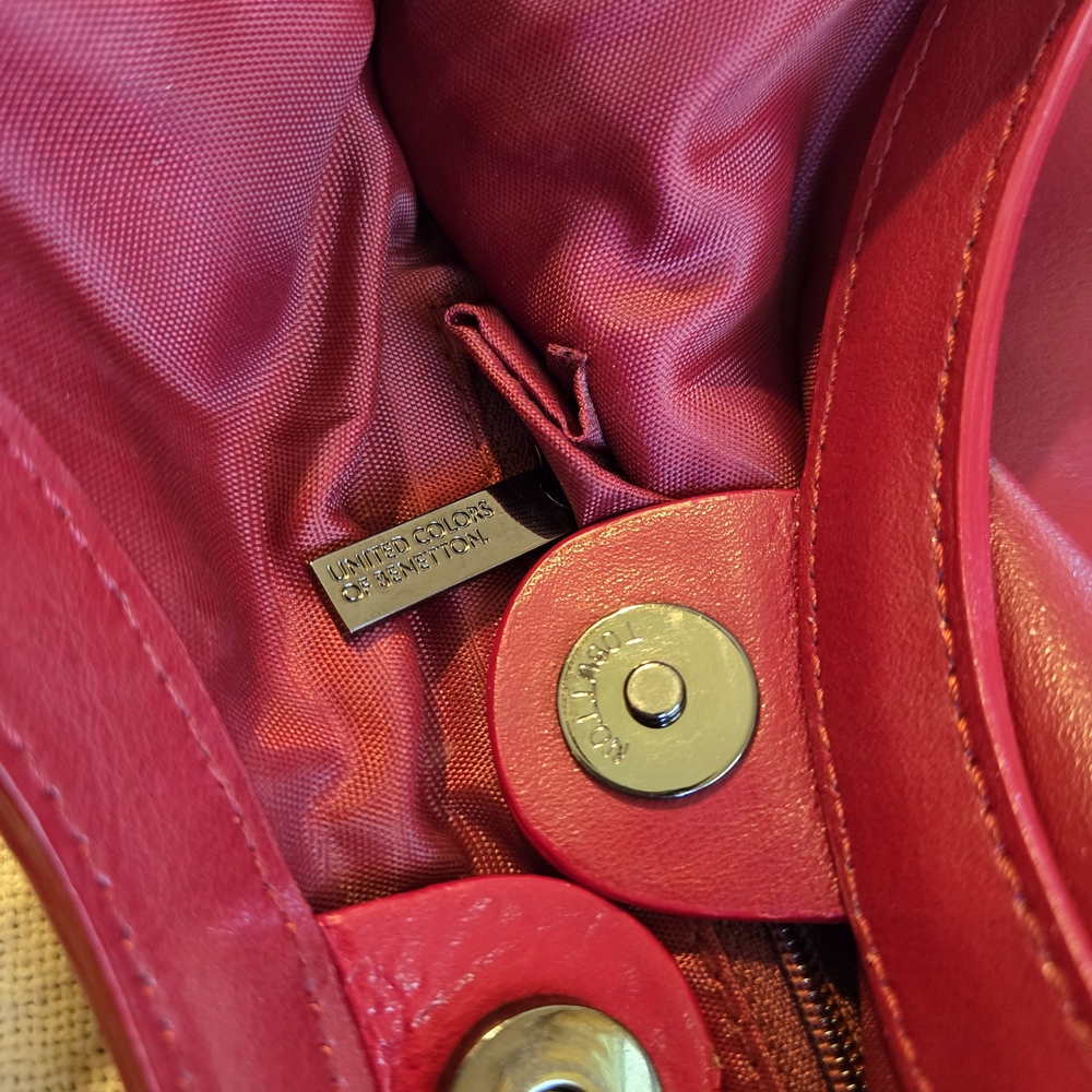 United Colors Of Benetton Burgundy Red Mini Circle-Handle Leather Bag 12x13.5 - Picture 5 of 12